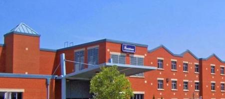 Residence & Conference Centre – Welland